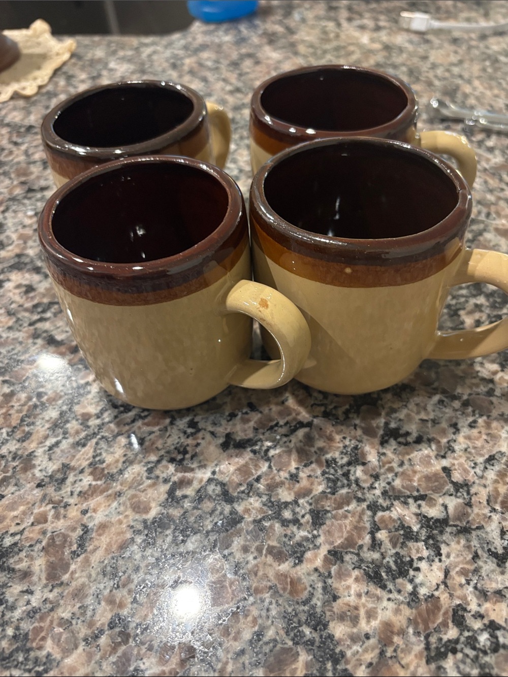 Stoneware Coffee Mugs Set - Brown and Tan